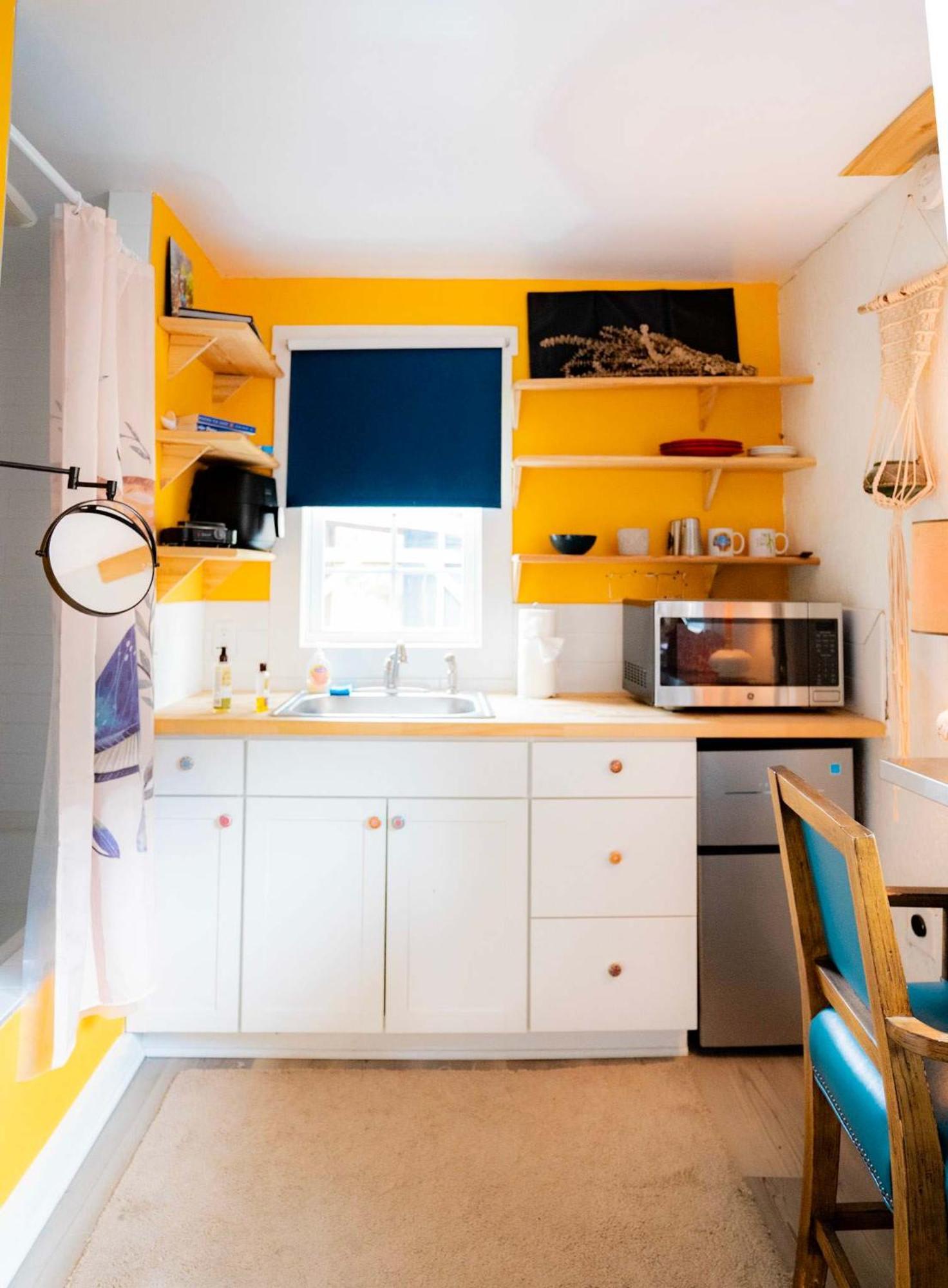 Adorable Solo-traveler Retreat Apartamento